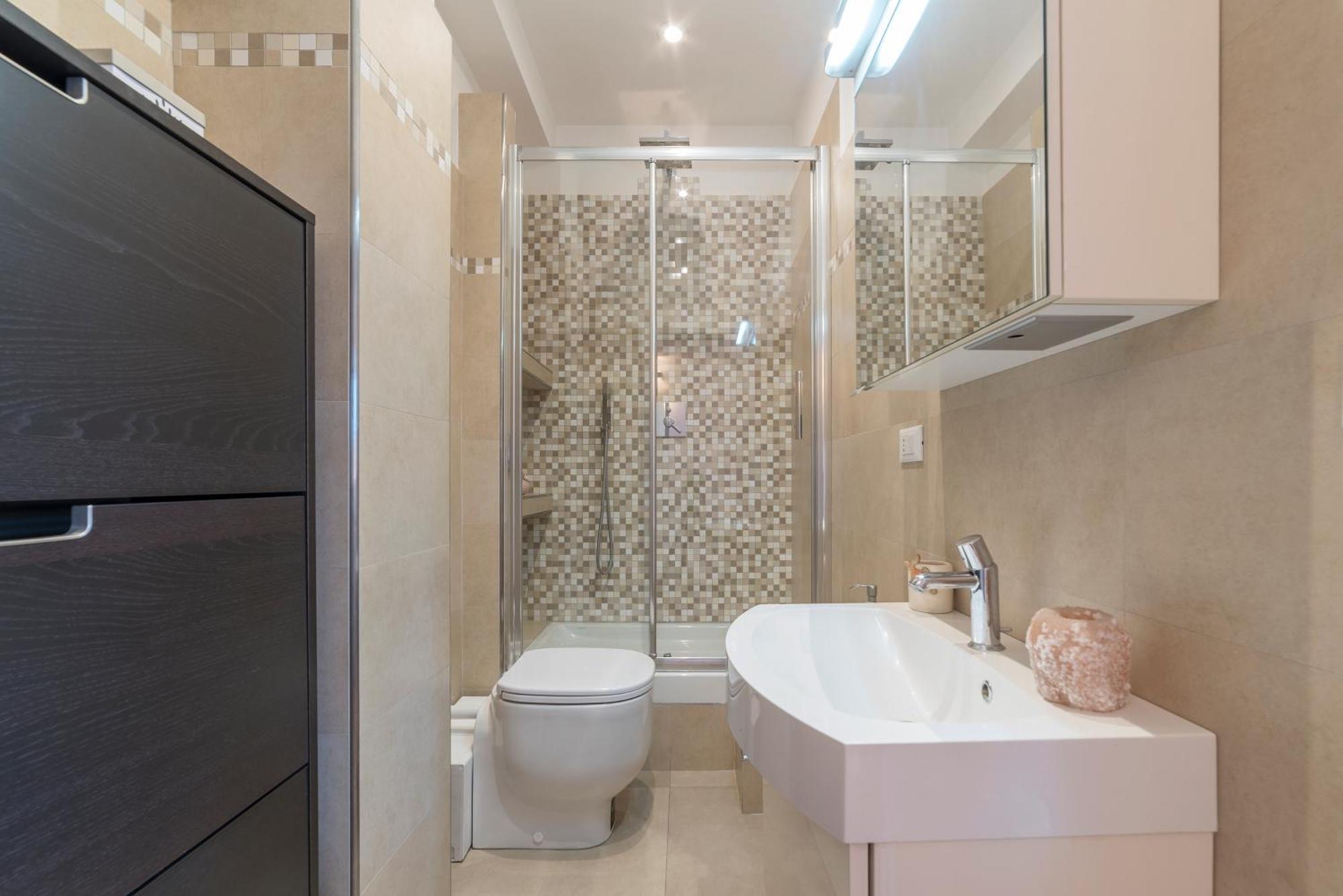 Colosseum Roomy Apartment Roma Eksteriør bilde