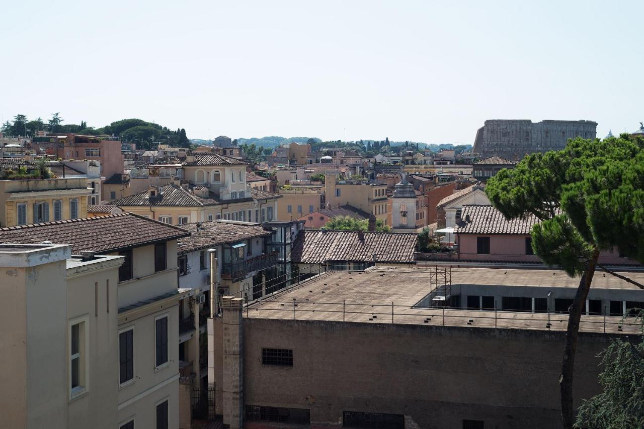 Colosseum Roomy Apartment Roma Eksteriør bilde